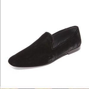 Vince Bray Velvet Smoking Loafer in black - sz 8.5